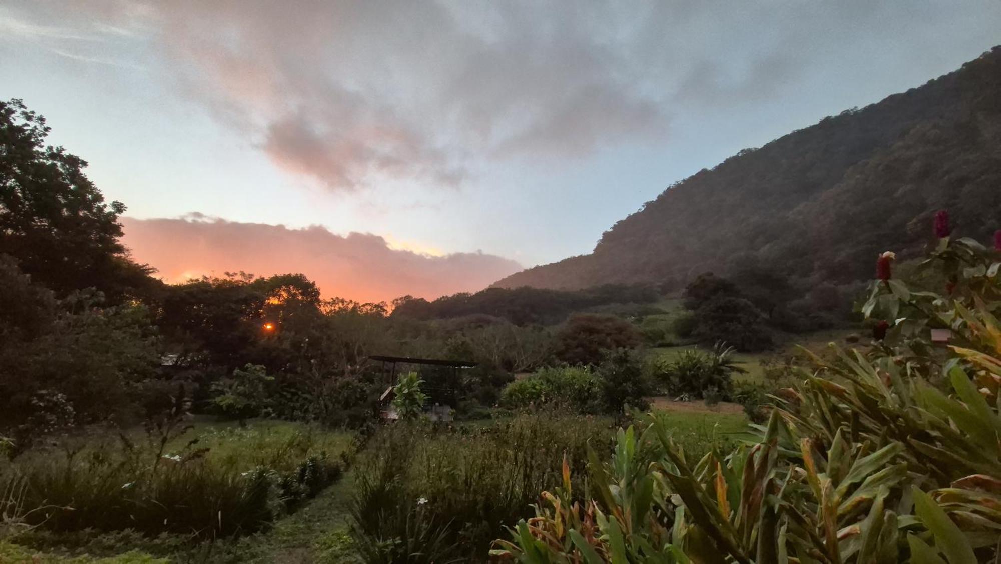 Glamping Monteverde Exterior photo